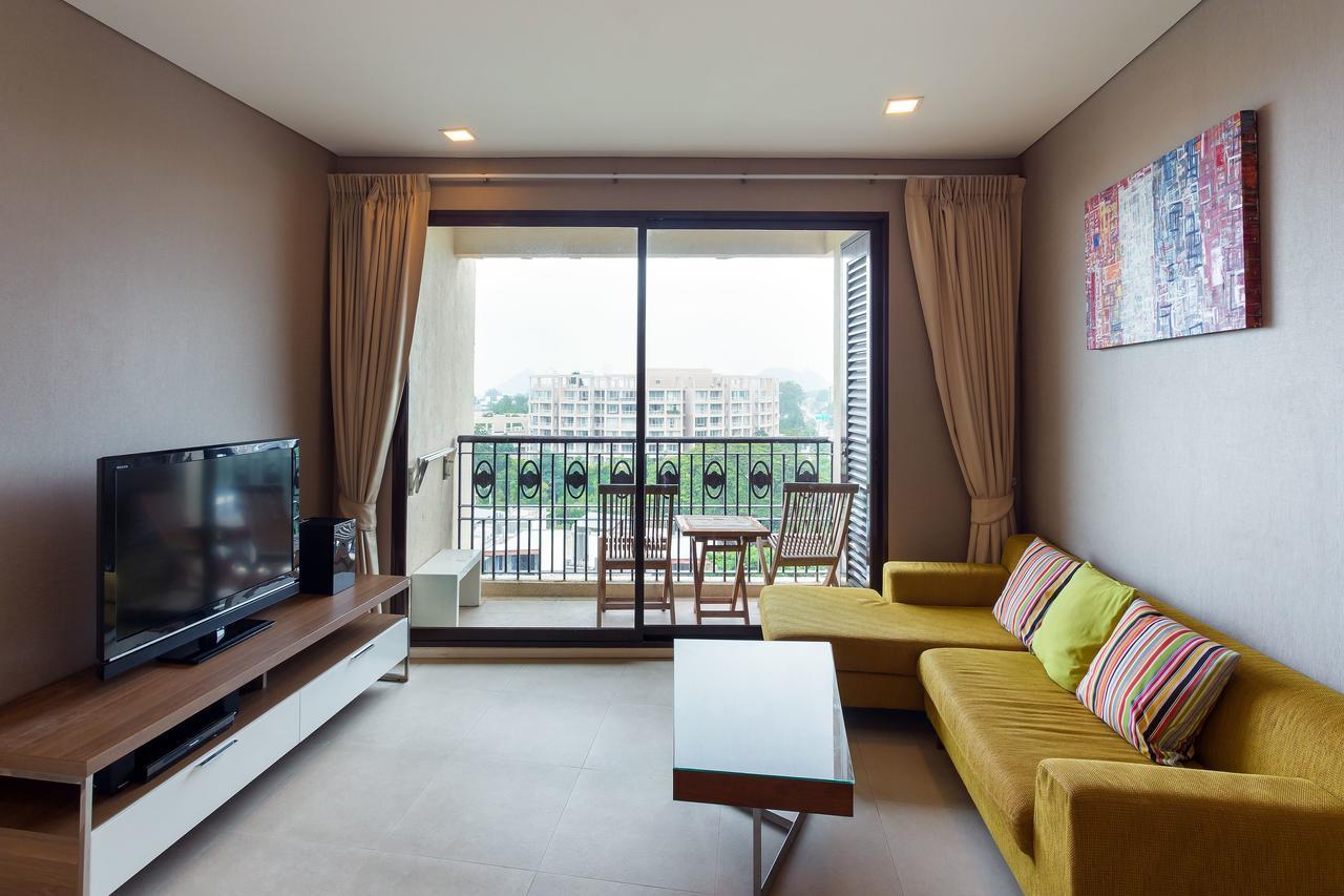 Marrakesh Beachfront Condominium Hua Hin Bagian luar foto