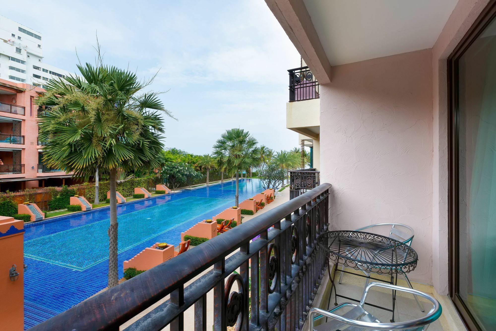 Marrakesh Beachfront Condominium Hua Hin Bagian luar foto